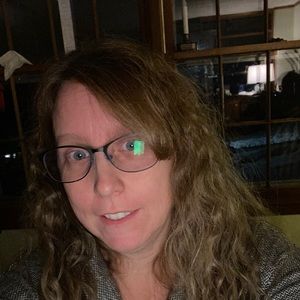 Meet your Posher, Debra